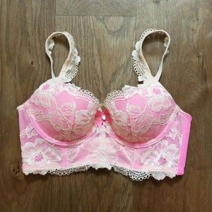 CLOSING 5/18 Victoria's Secret Long Line Demi Bra